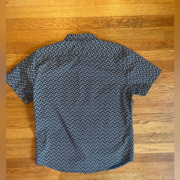 Levi’s short sleeve button shirt - Picture 5 of 5